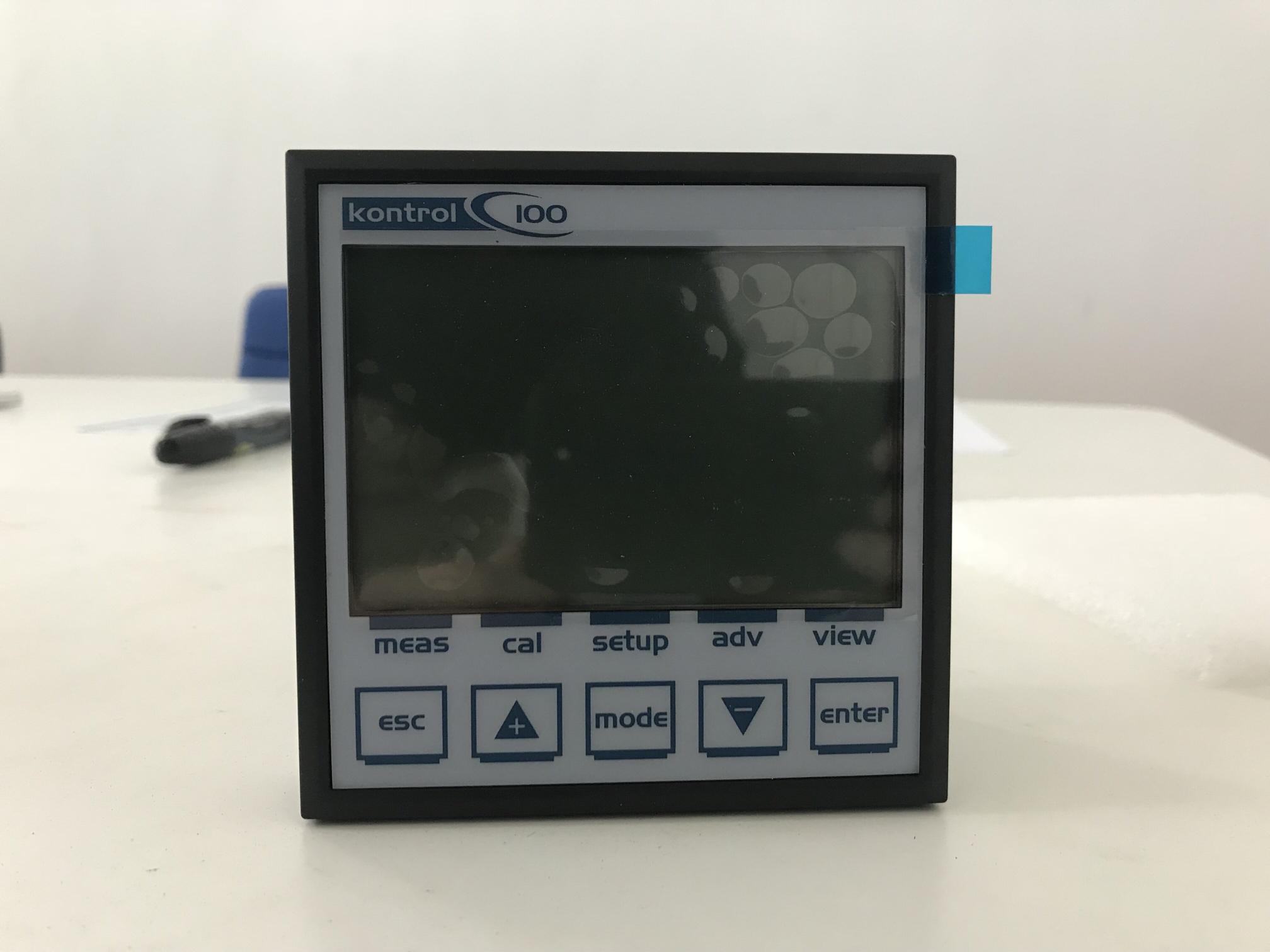 主板：圖像顯示128×64黑白，電源100-240Vac，50/60Hz，5W  外殼：尺寸144×144×42mm            材質ABS  防護等級IP65            兩路繼電器輸出，自動控制計量泵            兩路4-20mA電流輸出，數據可連接無線遠程            MODBUS RTU通訊協議 RS485 數據可上傳、無線遠程傳輸