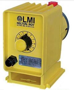 LMI米頓羅計量泵P086-368TI電磁隔膜污水泵PVC泵頭小型工業加藥泵